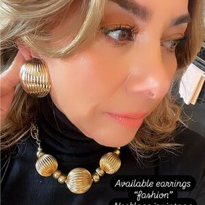 vintage choker necklace earrings are fashion pierced